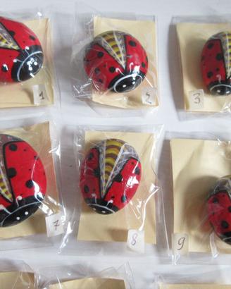 Pietra dipinta a mano. Coccinella. Prezzo per 1 pz