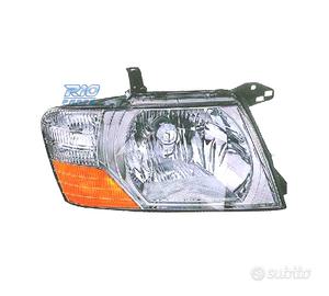 FANALE DESTRO PER MITSUBISHI MONTERO PAJERO 03-06 