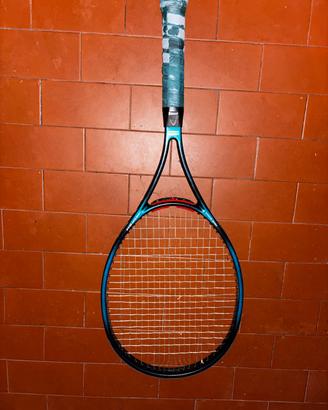 tennis racket 