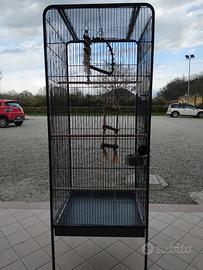 gabbia per uccelli e pappagalli