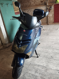 Vendo Aprilia Leonardo 250