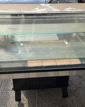 Vetrina frigo gastronomia