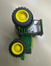 trattore john deere