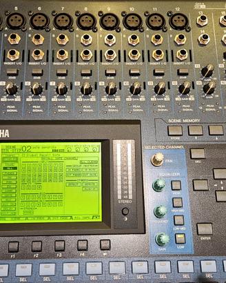 Mixer audio digitale Yamaha 01/96V