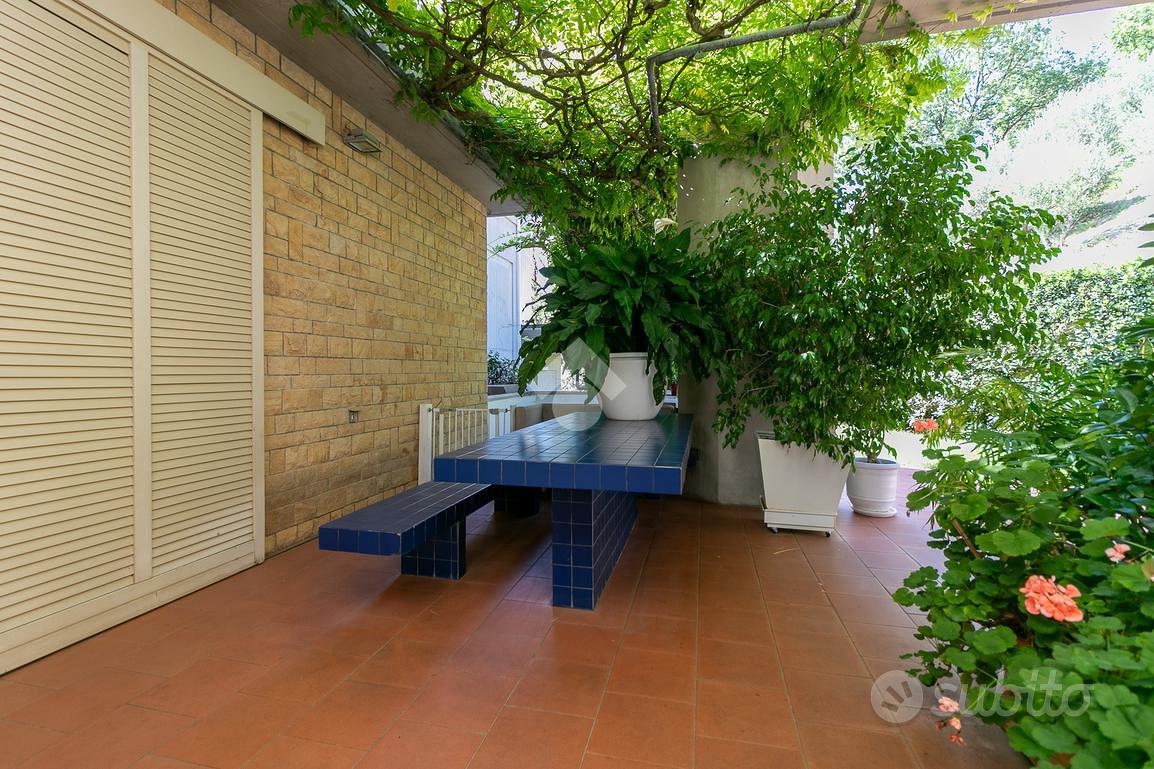 VILLA A SCHIERA A PREDAPPIO - Vista 5