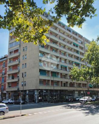 3 LOCALI A TORINO