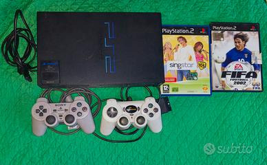 Bundle Playstation 2 + 2 giochi + 1 joystick