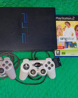 Bundle Playstation 2 + 2 giochi + 1 joystick