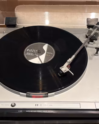 Giradischi JVC L-A31 trazione diretta anno 1980