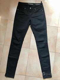 Jeans stretti