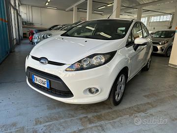 Ford Fiesta 1.2 60CV 5p. - Autonavigli