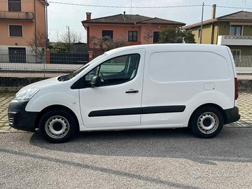 Furgone peugeot partner 1.6
