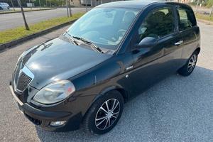 Lancia Ypsilon 1.2 16V Argento GPL benzina