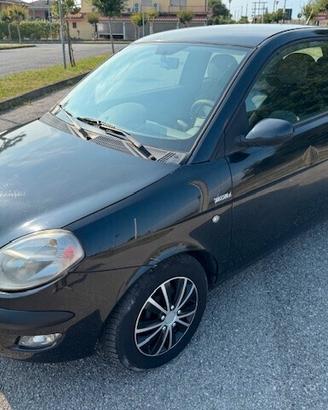 Lancia Ypsilon 1.2 16V Argento GPL benzina