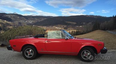 FIAT 124 Spider 1977