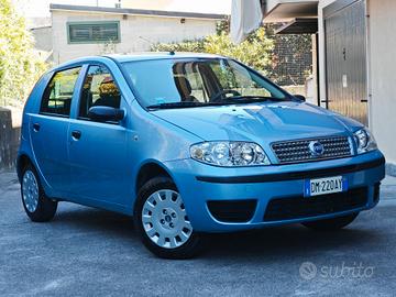 Fiat Punto 1.2 BENZINA 60cv / 33.000km / Unipro