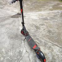 Monopattino Aprilia esr2 