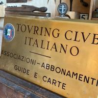 Insegna Touring Club