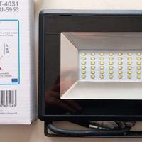 Faro Led 30w in alluminio 2550 Lumen IP65