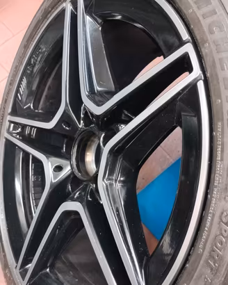 Cerchi e gomme 18 AMG doppia misura 