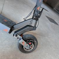 monopattino  kukirin g4