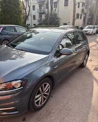 VW Golf 7 1.4 TGI business Bluemotion