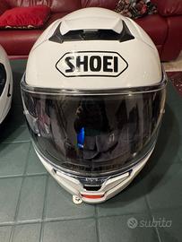 Shoei Neotec 3