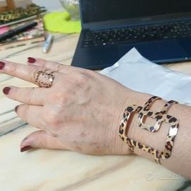 Bracciale leopardato con anello