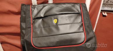 borsa Ferrari 