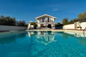 Appartamento in villa con piscina a Noto
