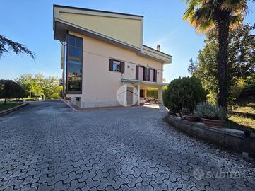 PORZIONE DI TRIFAMILIARE A CAMPOBASSO