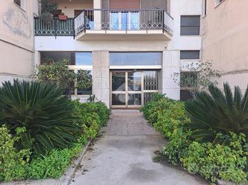 4 LOCALI A REGGIO DI CALABRIA