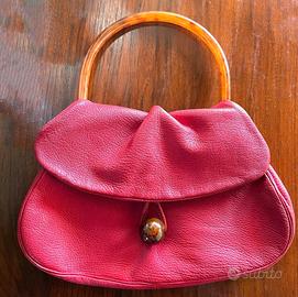 Borsa vintage in pelle rossa e bakelite