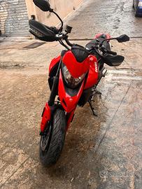 Ducati Hypermotard 950