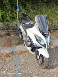 Kymco xcitin 400 bianco 