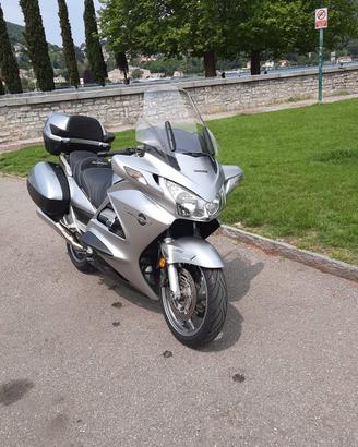 HONDA PAN EUROPEAN ST 1300 ABS