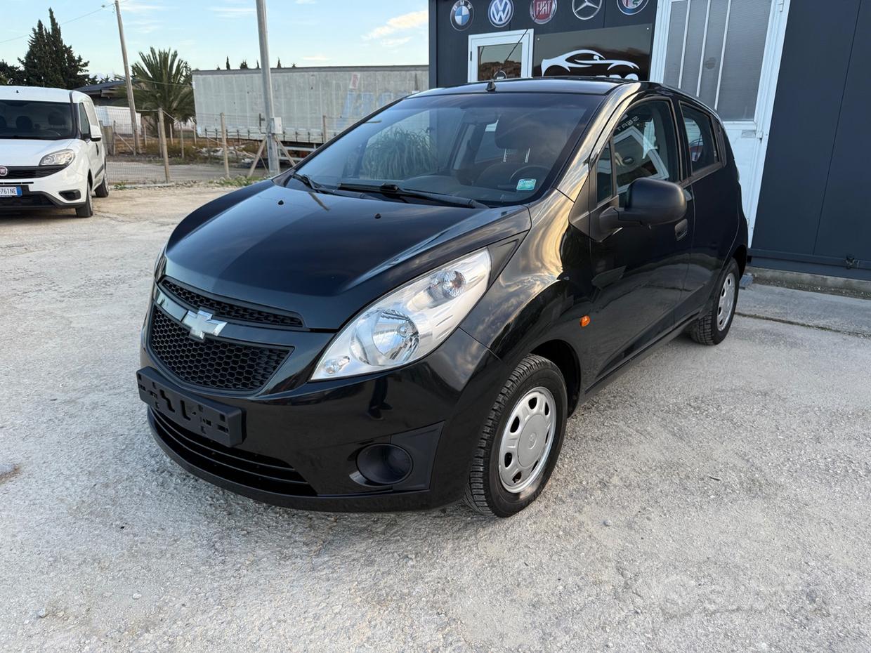 CHEVROLET Spark