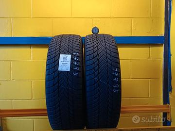 2 Gomme al 70% 205/55/19 BRIDGESTONE 4 Stagioni - 