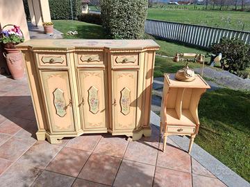 Mobile e mobiletto porta telefono stile veneziano