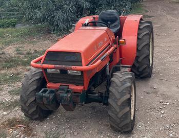 Trattore agricolo - Goldoni 75 Star