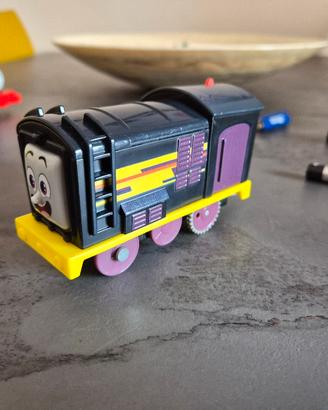 Trenino Thomas Elettrico