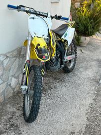 Suzuki 250 4t