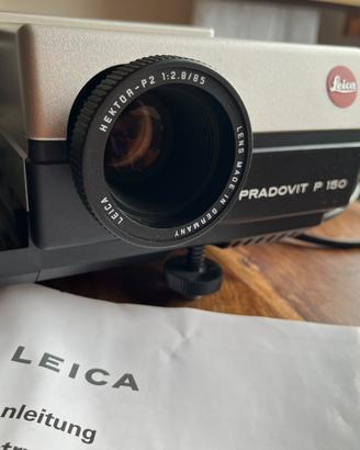 Proiettore per fiapositive Leica