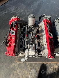 Per uso ricambi Motore Ferrari 488 semi completo