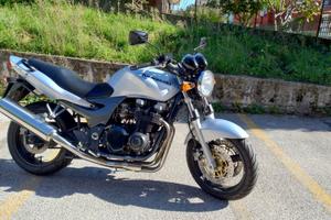 Kawasaki ZR 7