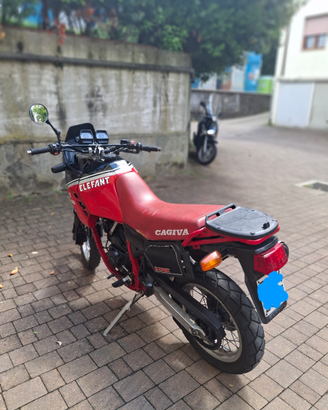 Cagiva Elefant 350 con certificazione storica