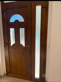 Portone d'ingresso in pvc