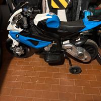Moto giocattolo a batteria bmw