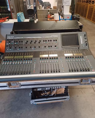 Impianto Audio  ALLEN&HEATH / MEYER SOUND