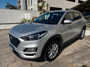HYUNDAI TUCSON 1.6 CRDI MANUALE DIESEL.